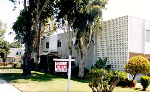 Amapola Gardens Apartments in Torrance, CA - Building Photo - Building Photo