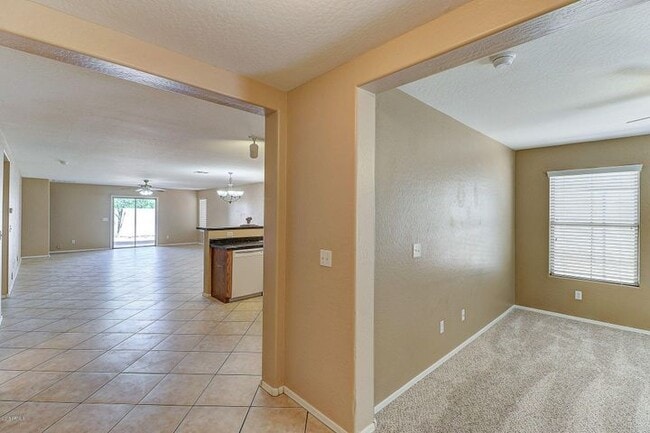 6932 S Morning Dew Ln in Buckeye, AZ - Foto de edificio - Building Photo