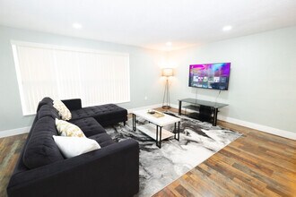 3101 E 21st Ave in Tampa, FL - Building Photo - Building Photo