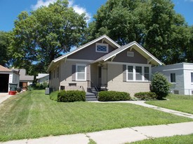 1408 W Koenig St in Grand Island, NE - Building Photo