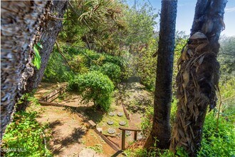 1374 Miller Pl in Los Angeles, CA - Building Photo - Building Photo