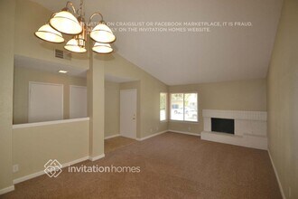 2955 Red Hawk Way in Sacramento, CA - Building Photo - Building Photo