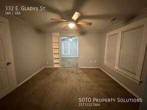 332 E Gladys St in Sikeston, MO - Building Photo - Building Photo