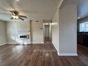 7118 Watt Ave in North Highlands, CA - Building Photo - Building Photo