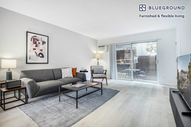 1231 S Bundy Dr
