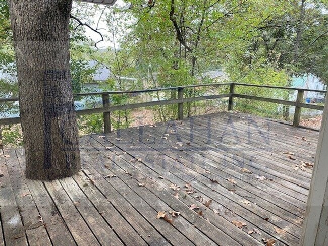 1321 W 49th St in North Little Rock, AR - Building Photo - Building Photo