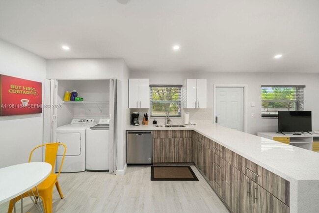 5035 NW 5th Ave in Miami, FL - Building Photo - Building Photo