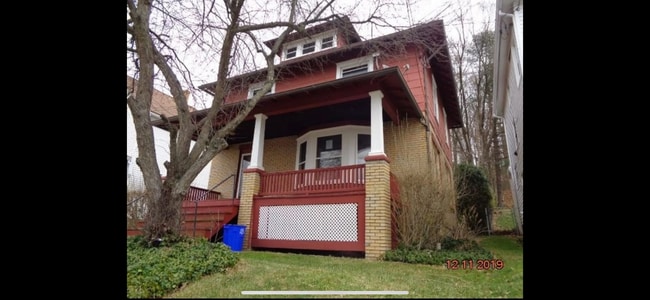 property at 271 Linden Ave