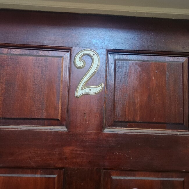 468 Beaumont St, Unit 2 in St. Paul, MN - Foto de edificio - Building Photo