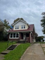 333 E 28th St in Erie, PA - Building Photo