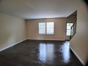 810 Clayton Rd in Durham, NC - Building Photo - Building Photo