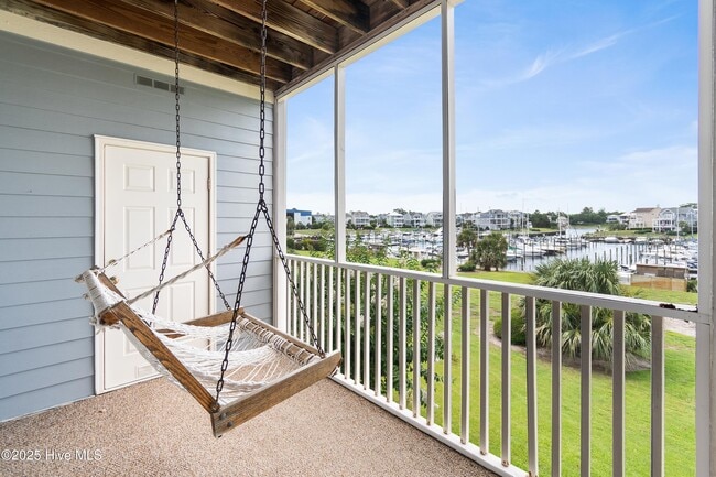 property at 2555 St James Dr SE