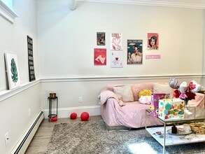 1340 Commonwealth Ave in Boston, MA - Building Photo - Building Photo