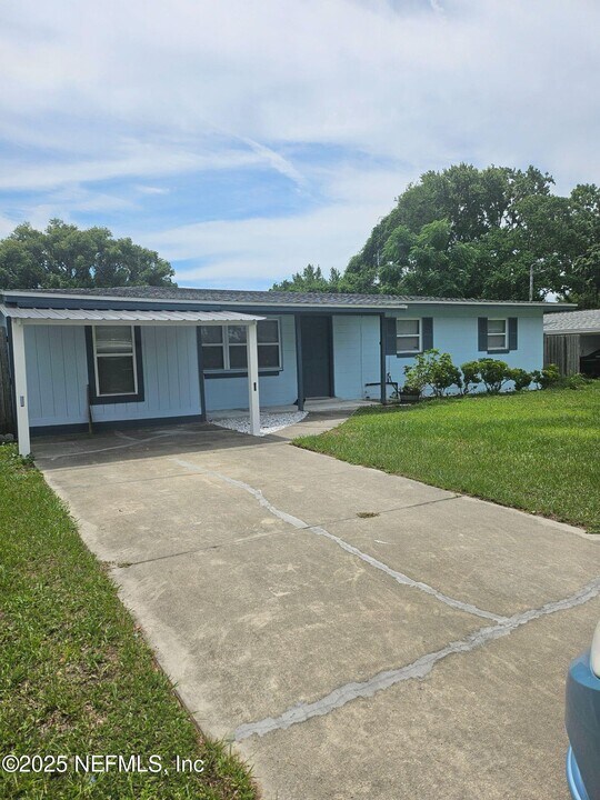 442 Ameca Ave in Orange Park, FL - Building Photo