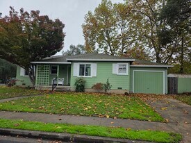 3254 Magowan Dr in Santa Rosa, CA - Building Photo