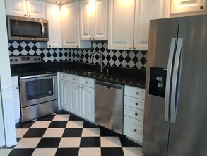 480 Revere Beach Blvd, Unit #801 in Revere, MA - Foto de edificio - Building Photo