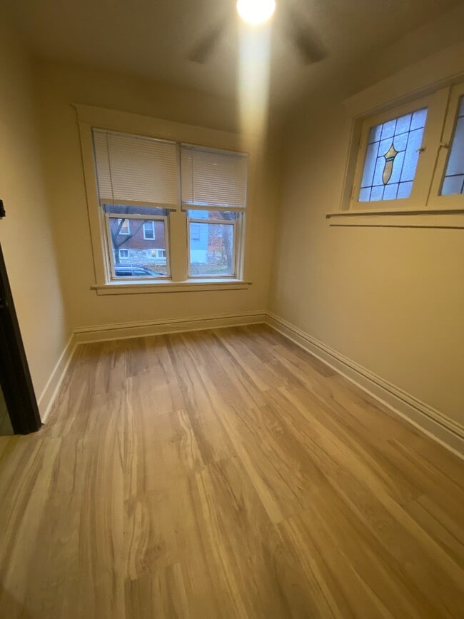 2037 Maury Ave in St. Louis, MO - Building Photo - Building Photo