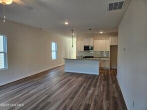 76 Cobbler Wy in Hampstead, NC - Building Photo - Building Photo