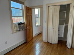 19 3rd St, Unit 3 in Cambridge, MA - Building Photo - Building Photo