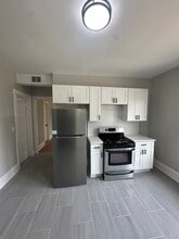 5200 S Carpenter St, Unit 2R in Chicago, IL - Building Photo - Building Photo