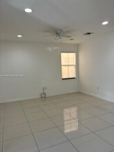 8848 NW 101st Pl in Doral, FL - Building Photo - Building Photo