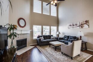 5000 Evergreen Dr in McKinney, TX - Building Photo