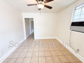 7929 Oleander St in New Orleans, LA - Building Photo - Building Photo