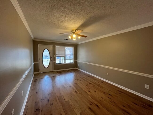 3260 Edenshire Ln in Horn Lake, MS - Building Photo - Building Photo