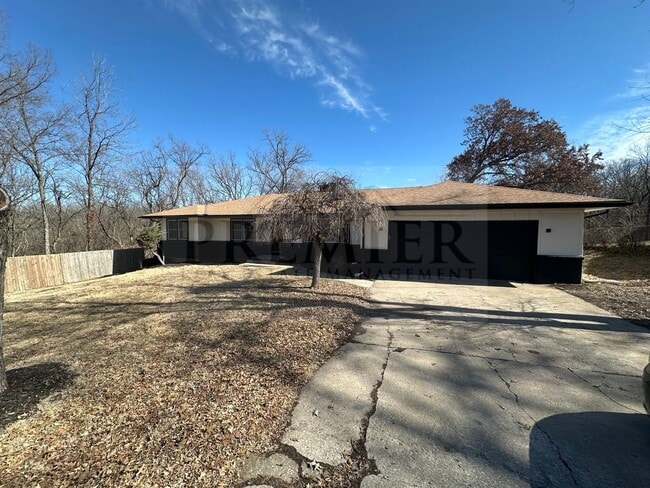 property at 5613 Palmer Ave