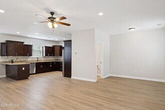 2498 W Cripple Creek Dr in Flagstaff, AZ - Building Photo - Building Photo