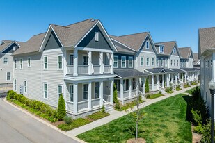 Avondale Cottages in Franklin, TN - Building Photo