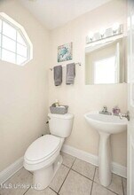1664 Beach Blvd in Biloxi, MS - Building Photo - Building Photo