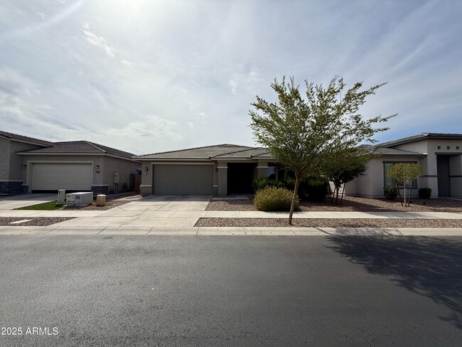 property at 5542 N 107th Ln
