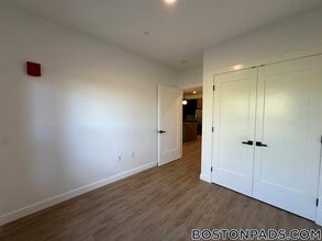 199 Gardner St in Boston, MA - Building Photo - Building Photo