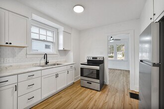 1817 Spring St in Fort Wayne, IN - Building Photo - Building Photo