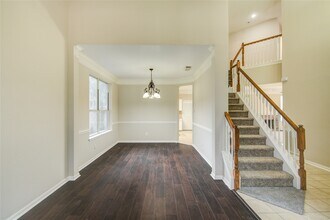 107 Mango St in Lake Jackson, TX - Building Photo - Building Photo