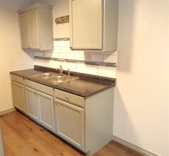 505 Oak Ave in Cache, OK - Building Photo - Building Photo