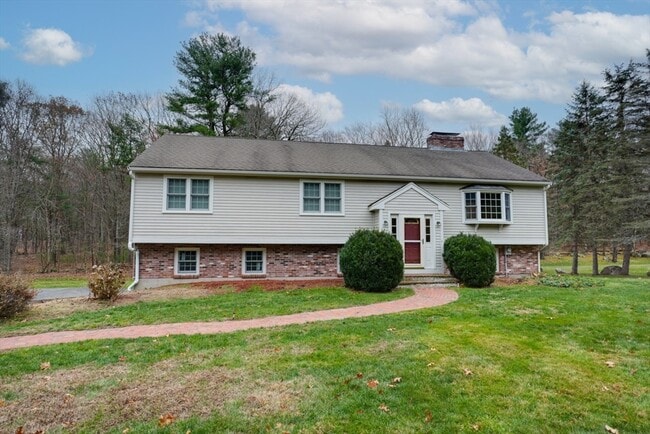 52 Vega Rd in Marlborough, MA - Building Photo - Building Photo