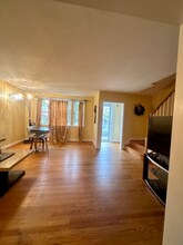 309 Stratford Rd in Catonsville, MD - Foto de edificio - Building Photo