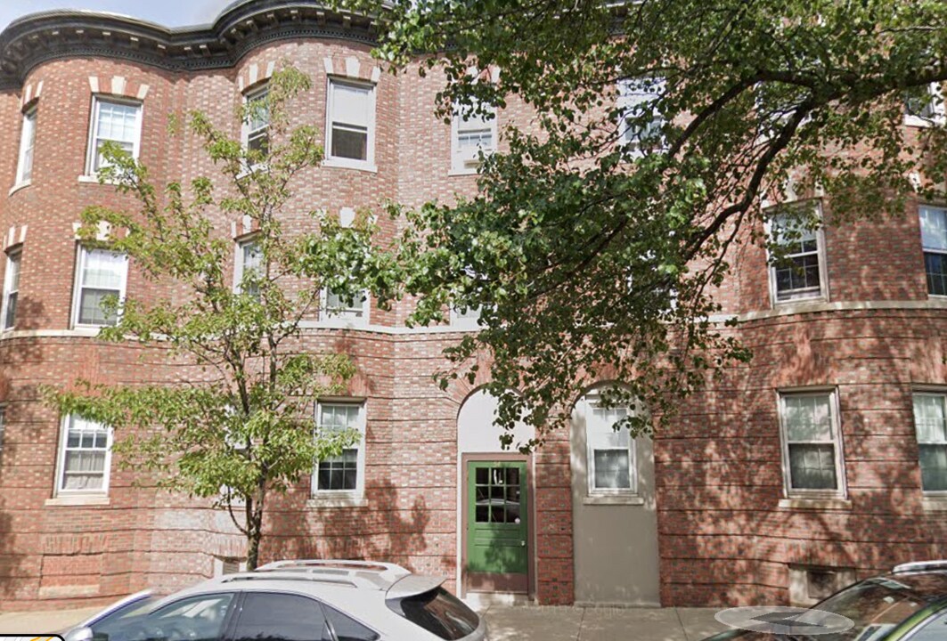 54 S Huntington Ave in Boston, MA - Building Photo