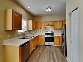 388 Pheasant Chase Dr in Bolingbrook, IL - Building Photo - Building Photo