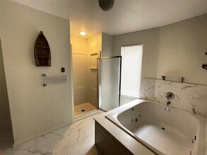 228 Snover St in Houston, TX - Building Photo - Building Photo