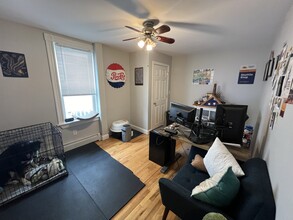 1298 Broadway, Unit 2A in Somerville, MA - Building Photo - Building Photo