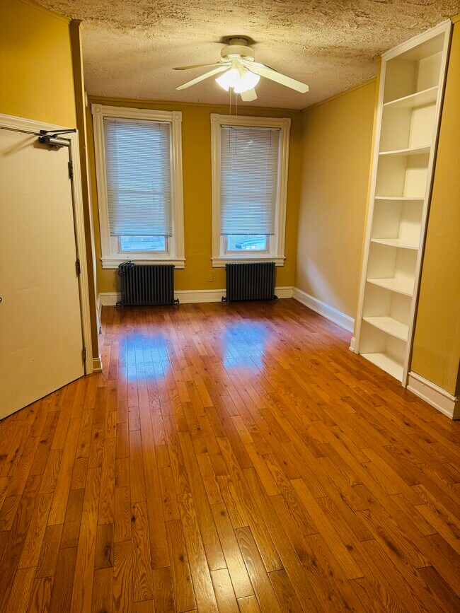 1711 Mifflin St in Philadelphia, PA - Building Photo - Building Photo