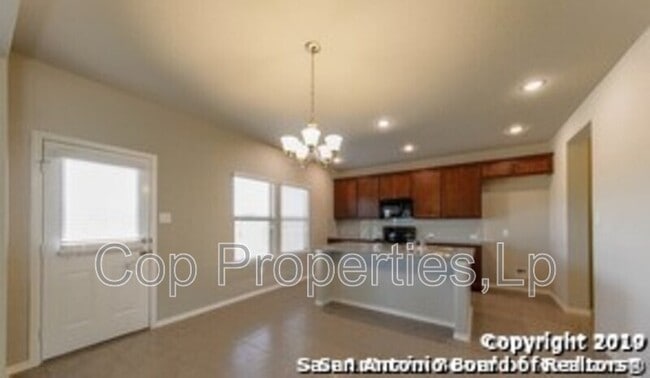 2618 Paria Cyn in Converse, TX - Building Photo - Building Photo