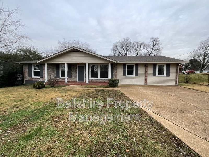 3219 Healy Dr in Nashville, TN - Building Photo