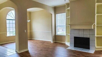 913 S Kentucky St in McKinney, TX - Building Photo - Building Photo