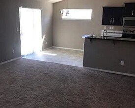 629 S Lakeland Dr in Moses Lake, WA - Building Photo - Building Photo