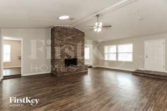 800 Driftwood Pl in Orange Park, FL - Foto de edificio - Building Photo