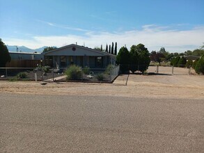 3096 Devlin Ave in Kingman, AZ - Building Photo - Building Photo